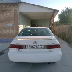 Toyota Camry 1998