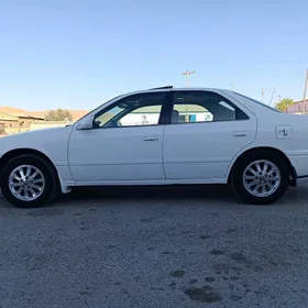 Toyota Camry 2001