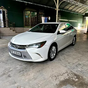 Toyota Camry 2016