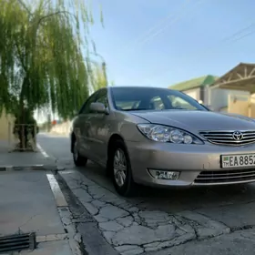 Toyota Camry 2005