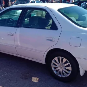 Toyota Camry 1998