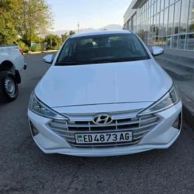 Hyundai Elantra 2019