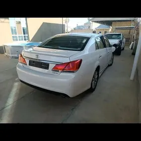 Toyota Avalon 2012