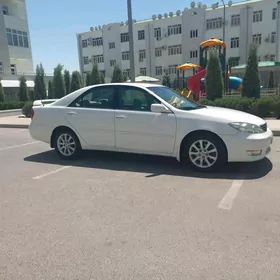 Toyota Camry 2004