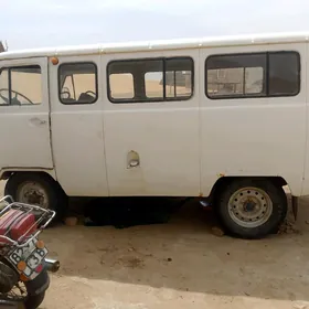 UAZ 469 2000