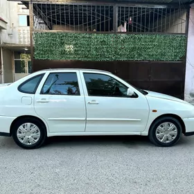 Volkswagen Polo 1999