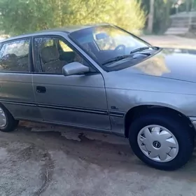 Opel Astra 1993