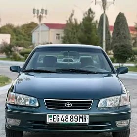 Toyota Camry 1998