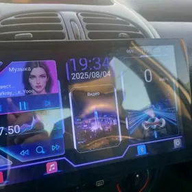 ANDROID TW 10 INC