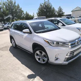 Toyota Highlander 2017