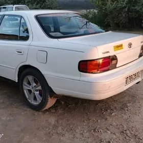 Toyota Camry 1993