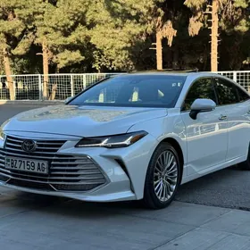 Toyota Avalon 2022
