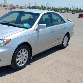 Toyota Camry 2005
