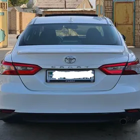 Toyota Camry 2020