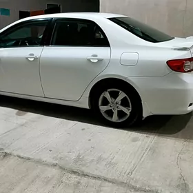Toyota Corolla 2013