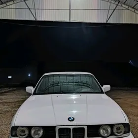 BMW 525 1992