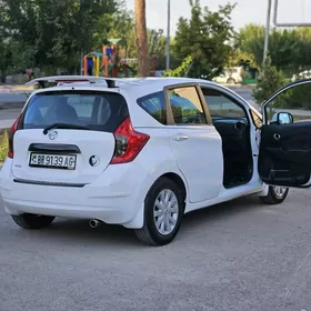Nissan Versa 2013