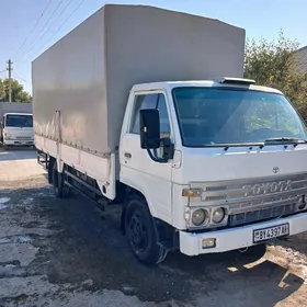 Mitsubishi Canter 1996