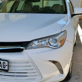Toyota Camry 2015