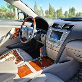 Toyota Camry 2011