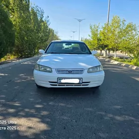Toyota Camry 1997
