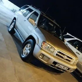 Nissan Pathfinder 2001