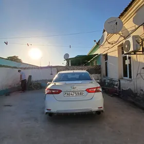 Toyota Camry 2020
