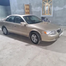 Toyota Camry 1998