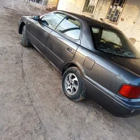 Toyota Vista 1992