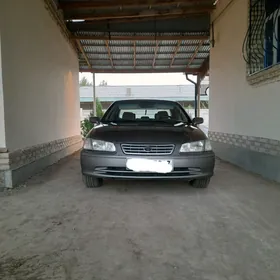 Toyota Camry 1999