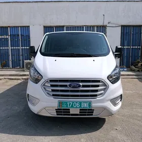 Toyota Hiace 2020