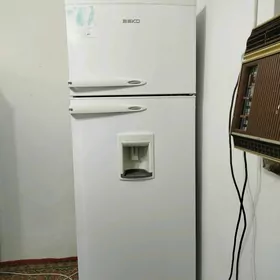 Beko holadelnik