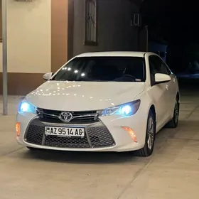 Toyota Camry 2016