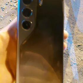 Tecno camon 40