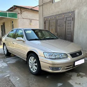 Toyota Camry 2000