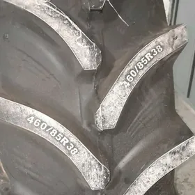 Traktor 460/85R38 380/85R28