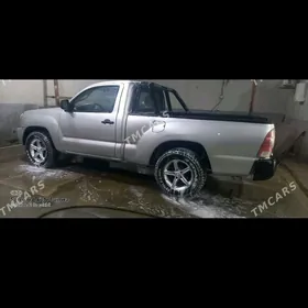 Toyota Tacoma 2010
