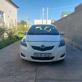 Toyota Yaris 2010