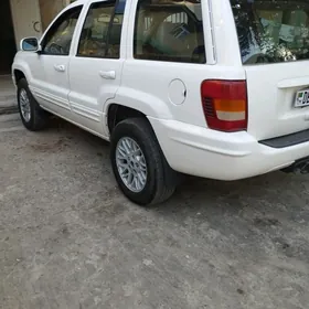 Jeep Grand Cherokee L 2004
