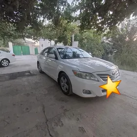 Toyota Camry 2010
