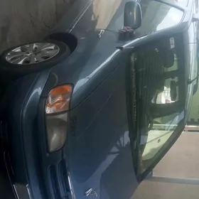 Toyota Sienna 1999