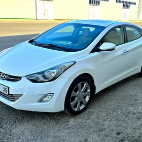 Hyundai Elantra 2012