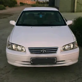 Toyota Camry 1998