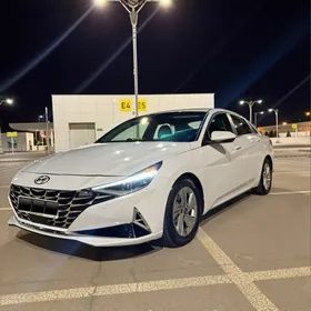 Hyundai Elantra 2021