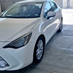 Toyota Yaris 2019