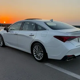 Toyota Avalon 2019