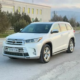 Toyota Highlander 2017