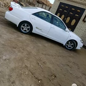 Toyota Camry 2005