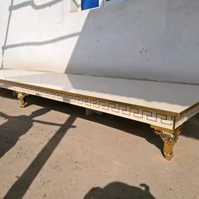 стол