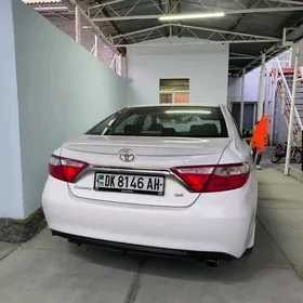 Toyota Camry 2015
